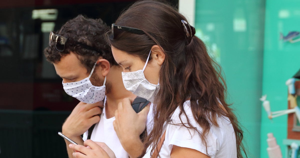 Here's Where You Need To Wear A Mask In England As Rules Change