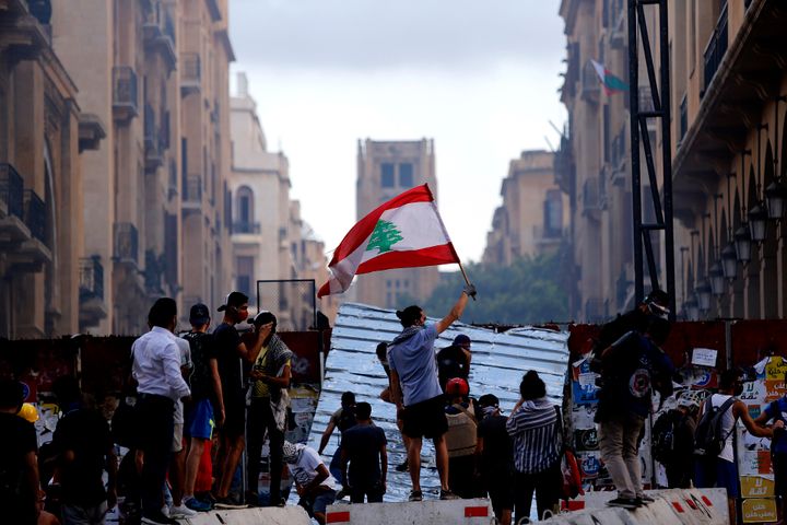 10 Αυγούστου 2020 Βηρυτός αντικυβερνητικές διαδηλώσεις (Photo by Bilal Jawich/Xinhua via Getty) (Xinhua/ via Getty Images)