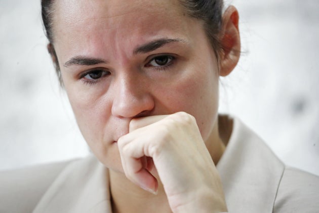 Tikhanovskaya lascia la Bielorussia: "Molti mi odieranno, ma i figli sono la cosa più importante" Tikhanovskaya lascia la Bielorussia: "Molti mi odieranno, ma i figli sono la cosa più importante"