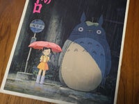 となりのトトロ のミステリー トトロの隣にいる 謎の少女 の正体は ハフポスト アートとカルチャー となりのトトロ のミステリー トトロの隣にいる 謎の少女 の正体は ハフポスト アートとカルチャー