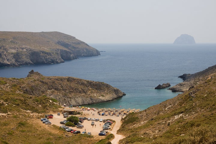 Η παραλία Χαλκός στα Κύθηρα.