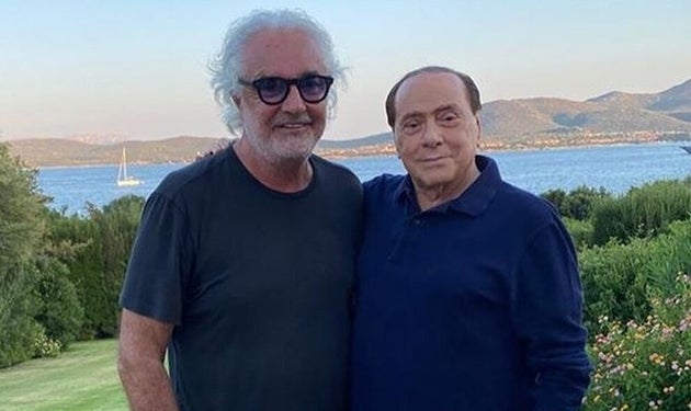 Flavio Briatore e Silvio Berlusconi insieme su Instagram (e il video fa il giro del web) Flavio Briatore e Silvio Berlusconi insieme su Instagram (e il video fa il giro del web)