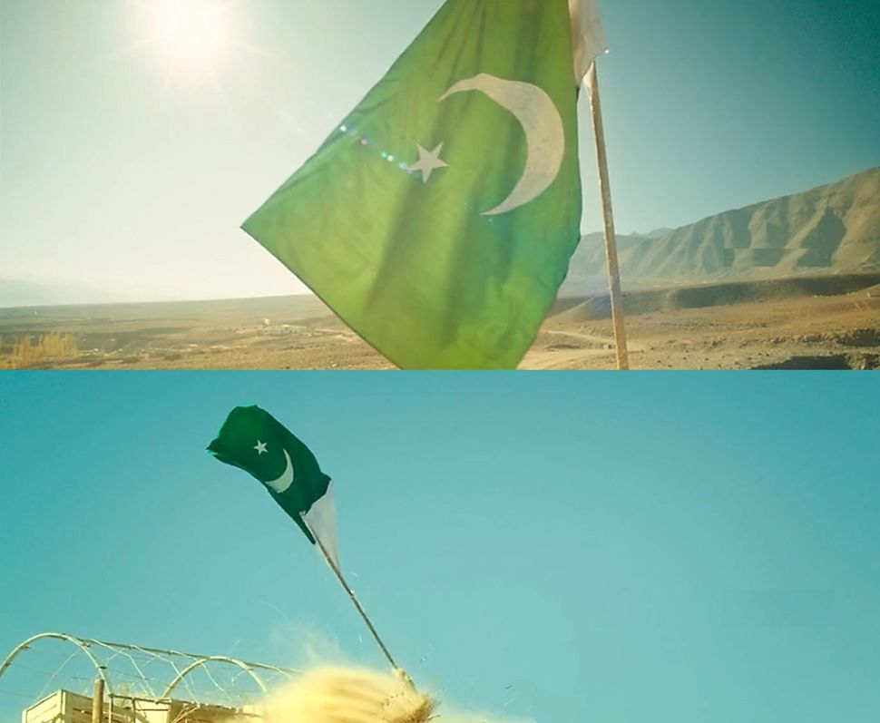 The protagonist brings down the Pakistan flag in Kaatru Veliyidai