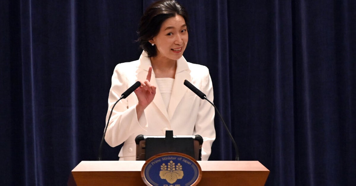 半沢直樹 の宿敵 江口のりこさんって誰 白スーツ の大臣役で 降臨 期待しかない の声 ハフポスト 半沢直樹 の宿敵 江口のりこさんって誰 白スーツ の大臣役で 降臨 期待しかない の声 ハフポスト