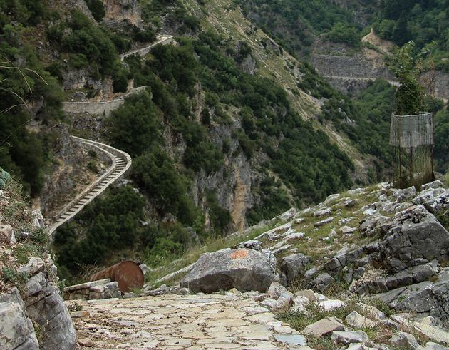 Τουρισμός «4 εποχών» και πανδημία: Το ελληνικό στοίχημα και το case study των