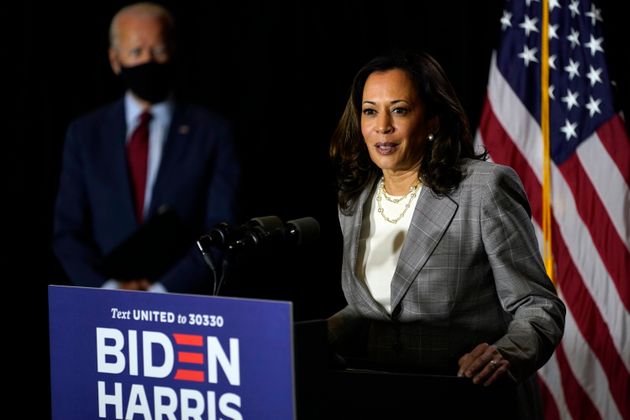 Kamala Harris Is Already Having To Respond To Racist Birther Attacks Like Obama Faced