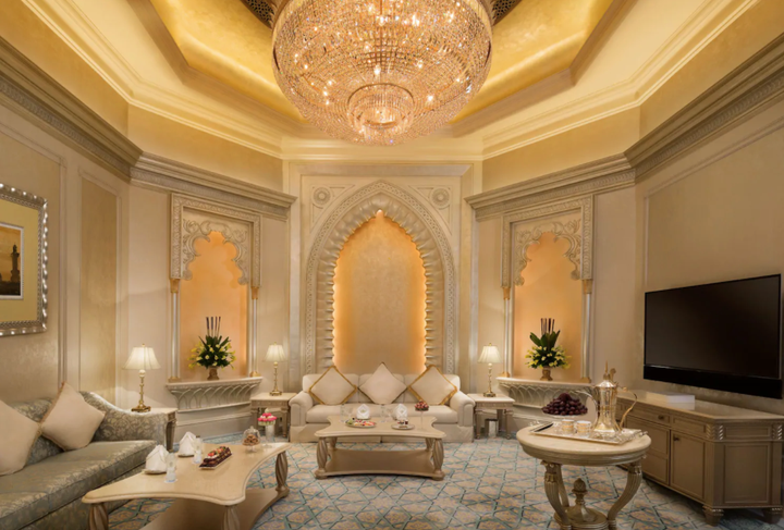 Palace Suite Majlis.