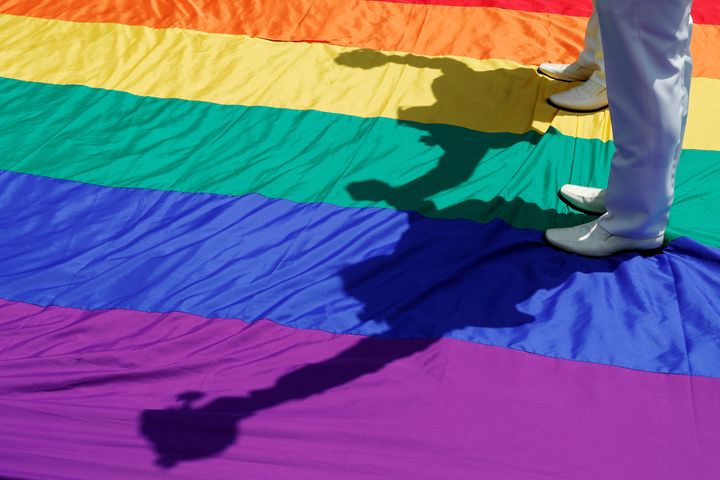 台湾の立法院（国会に相当）は2019年、同性婚を認める法案を可決。アジアの国で初めて同性婚が可能になった