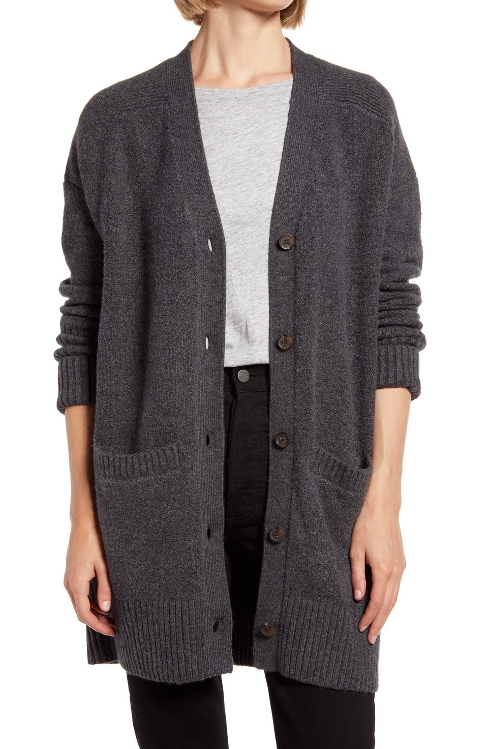 The Coziest Sweaters On Sale During Nordstrom's Anniversary Sale 3 The Coziest Sweaters On Sale During Nordstrom's Anniversary Sale 2