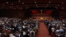 Megachurch Pastor Is Packing People Into Church In Defiance Of LA County Rules