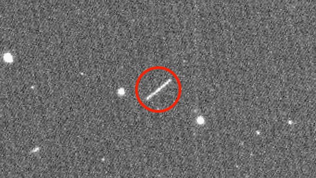 Jamais la Nasa n'avait vu un astéroïde frôler la Terre d'aussi