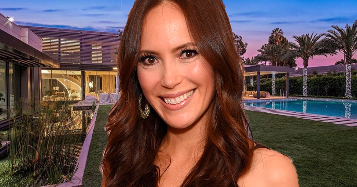 Selling Sunset's Davina Potratz Still Hasn't Sold That $75m House