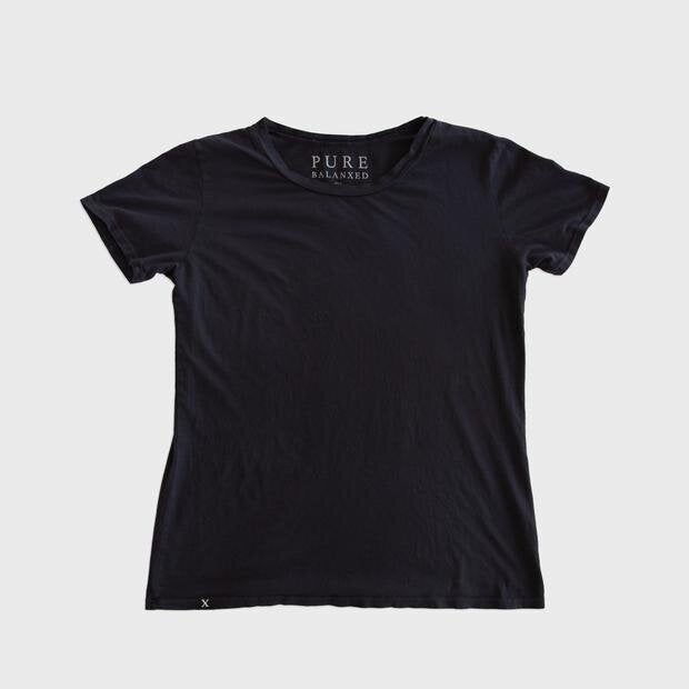 Classic Boyfriend Tee in Midnight.