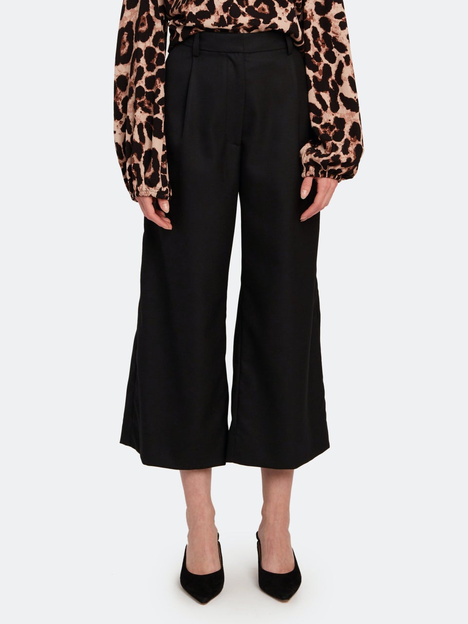 If You’re A Nordstrom Fan, You Should Check Out This Verishop Sale 18 If You’re A Nordstrom Fan, You Should Check Out This Verishop Sale 17