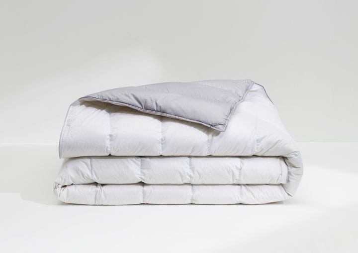 Couette anti-humidité de Casper (laine de mérinos et duvet éthique) - De 400 à 550$, selon la grandeur du lit.