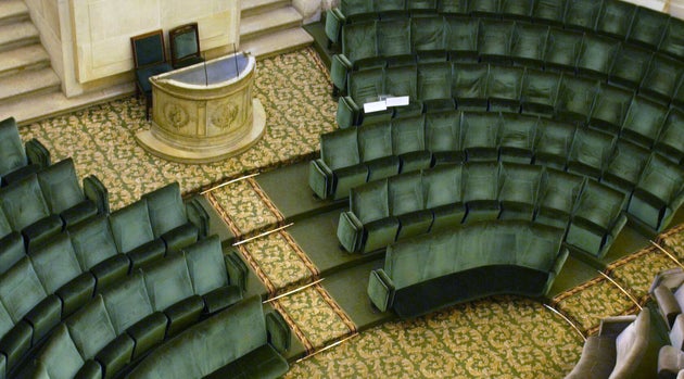 La coupole de l'Institut de France abrite les célèbres fauteuils des