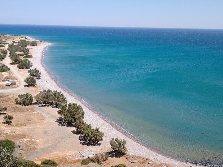 Παραλία Δέρματος.