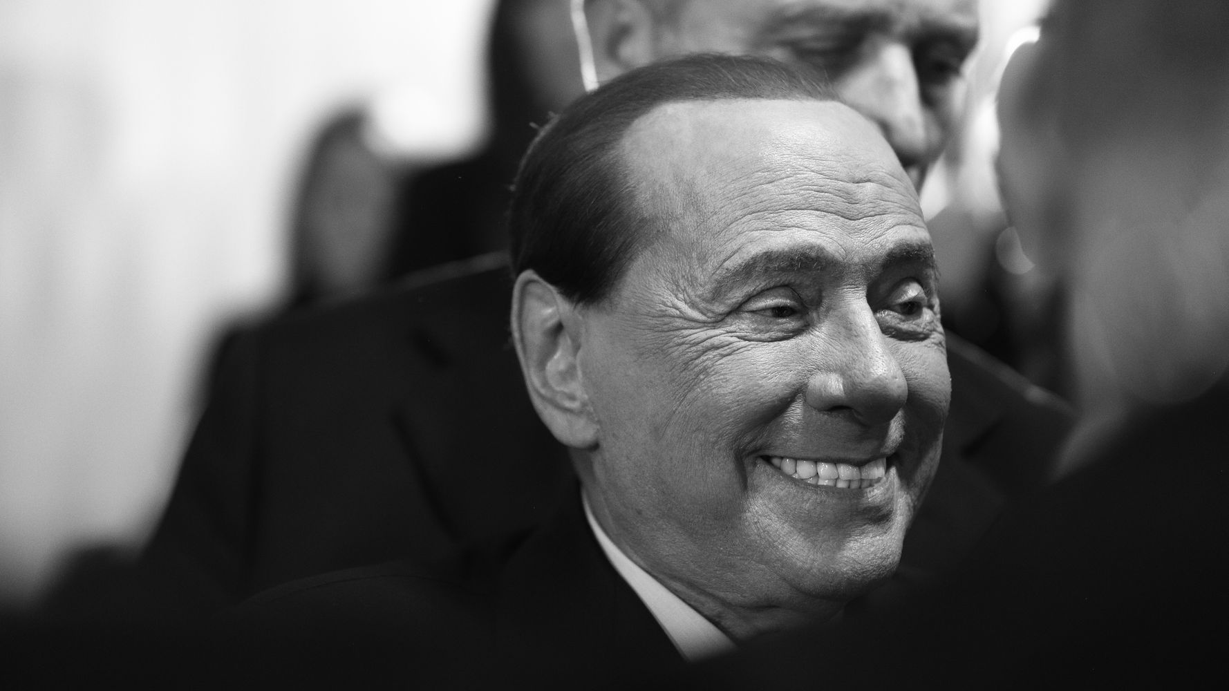 Silvio Berlusconi Un Uomo Onorabile L Huffpost