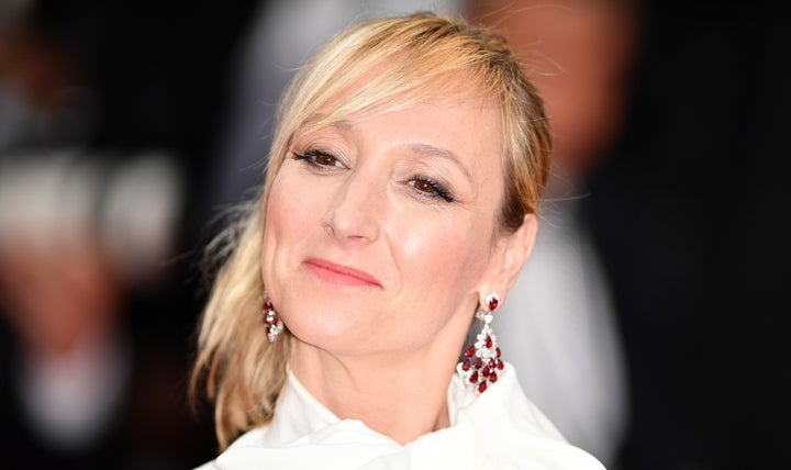 Audrey Lamy Donne De Ses Nouvelles 7 Mois Apres Avoir Perdu Son Enfant Le Huffington Post Life