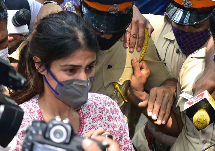 MUMBAI, INDIA - SEPTEMBER 6: Rhea Chakraborty reached NCB office from her residence at Juhu Tara road, on September 6, 2020 in Mumbai, India. (Photo by Anshuman Poyrekar/Hindustan Times via Getty Images)