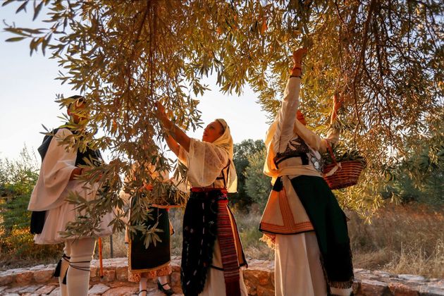 Συμβολική εκδήλωση στον αρχαίο οικισμό του χωριού Αρτεμισίου, όπου βρίσκεται η Μαυροελιά του