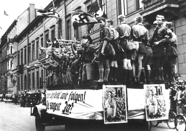 «Βερολίνο, 1933. Η στάση του διεθνούς Τύπου μπροστά στον Χίτλερ» του Ντανιέλ Σνεντερμάν: Ένα έργο για...