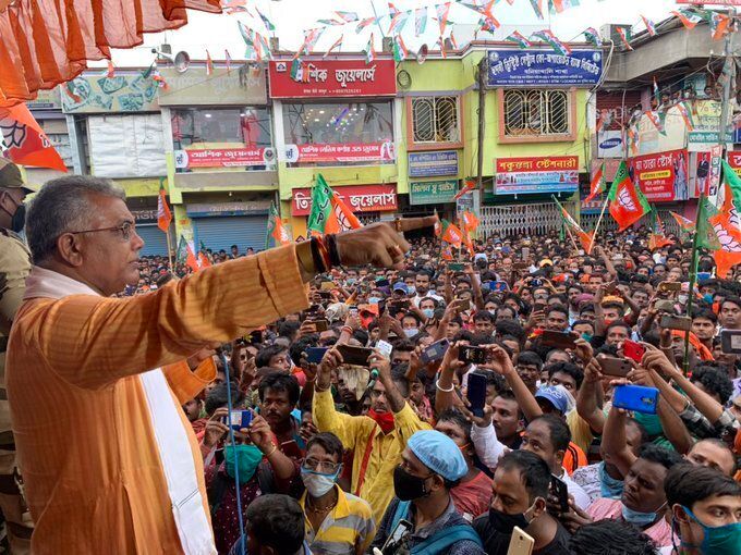 Dilip Ghosh addressing a meeting at Dhaniakhali.