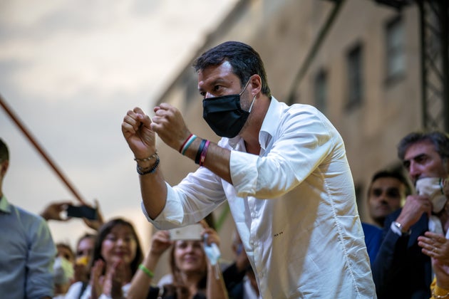 NAPLES, CAMPANIA / NÁPOLES, ITALY - 09/12/2020: Matteo Salvini among supporters and protest from social centers ...