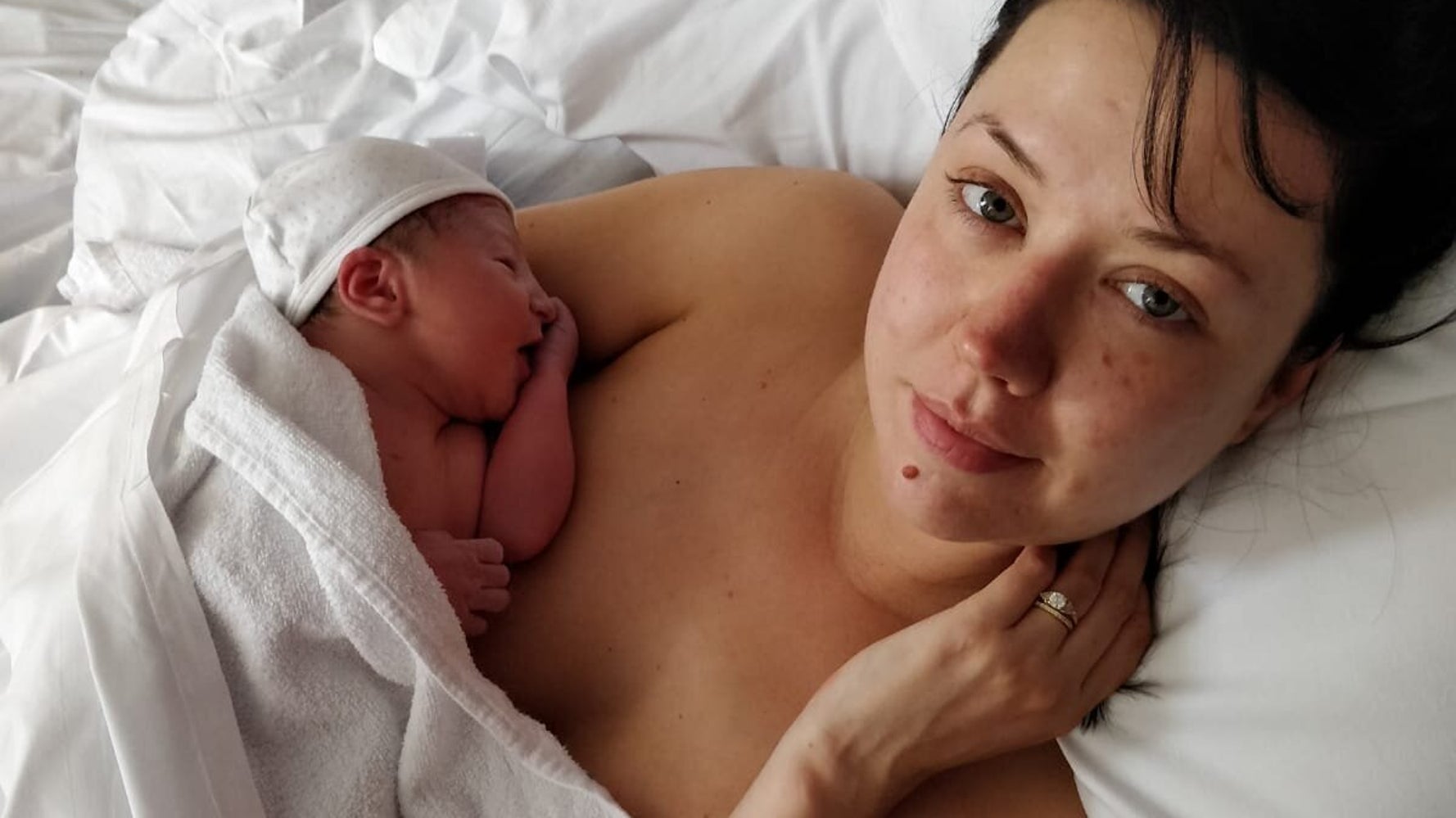 'I Spent 4 Hours In A Birthing Pool Breathing, And Don't Remember A Thing' - Vimarsana News
