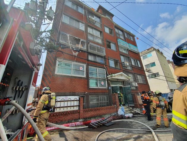 Siblings in elementary school who fell into serious condition while boiling ramen were reported to have been reported child abuse three times in the past.