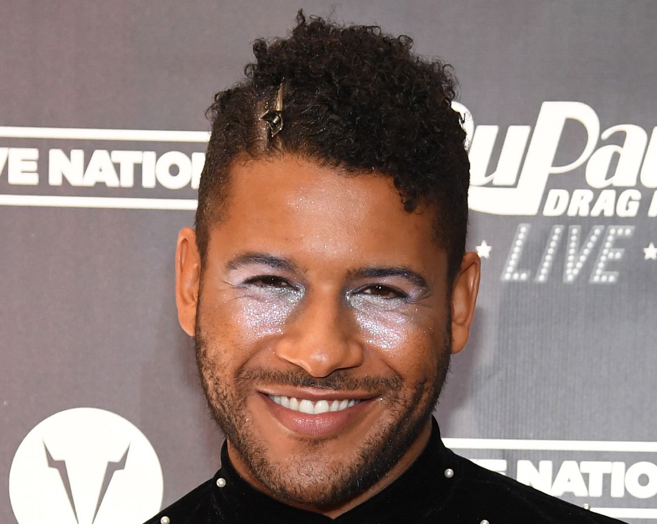 Jeffrey Bowyer-Chapman has deleted his social media accounts due to fan pile-ons