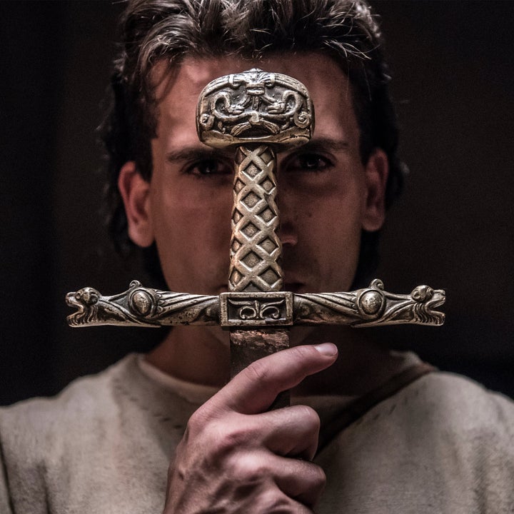 Jaime Lorente, en la serie 'El Cid' (Amazon Prime Video)