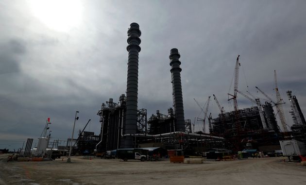 Une usine à charbon américaine nouvelle génération photographiée en octobre  2013. L'UE se fixe pour objectif de réduire de plus de moitié ses émissions carbone d'ici 2030 (AP Photo/Rogelio V. Solis)