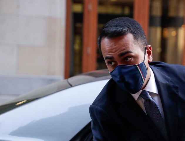Referendum, Luigi Di Maio: "Torniamo a un Parlamento normale" Referendum, Luigi Di Maio: "Torniamo a un Parlamento normale"