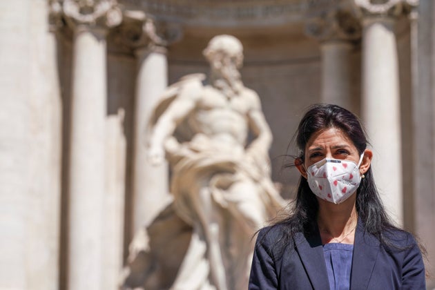 Raggi scrive a Conte: Raggi scrive a Conte: