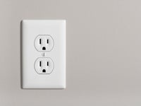 Fraude Un Reseau De Vol D Electricite Demantele Huffpost Quebec