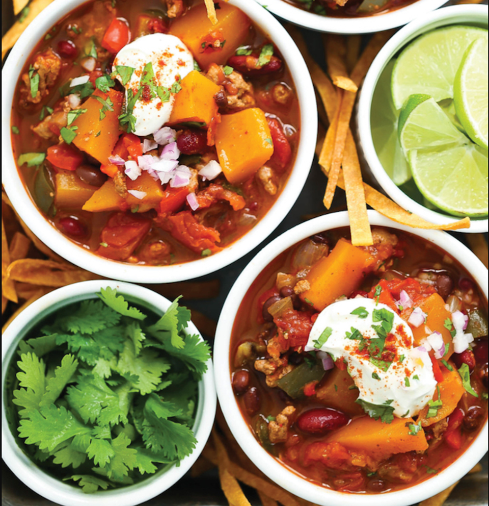 Slow Cooker White Chicken Chili - Damn Delicious