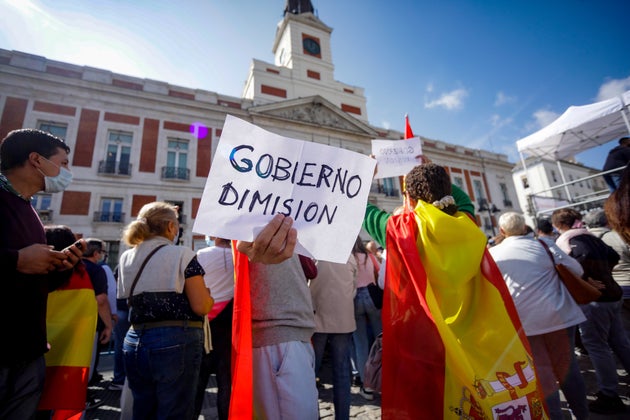 Covid e altre tre crisi investono la Spagna di Sanchez Covid e altre tre crisi investono la Spagna di Sanchez