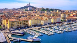 Bars et restaurants fermés à Aix-Marseille ”à partir de dimanche