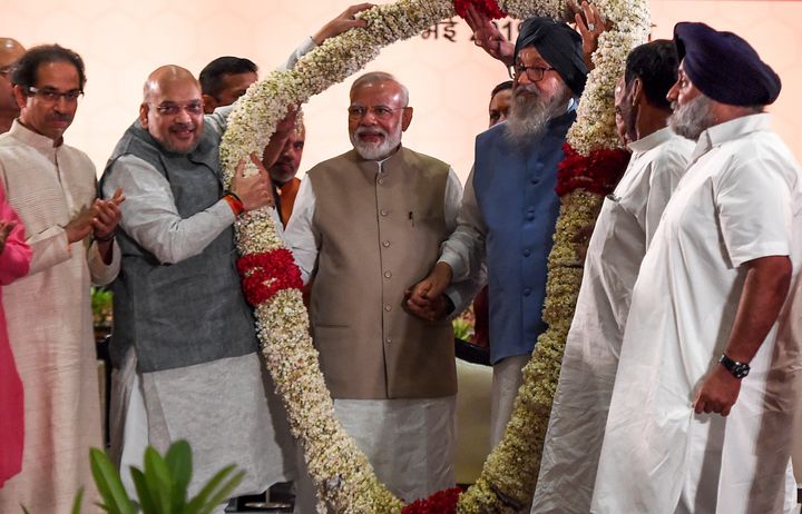 Shiv Sena party chief and Maharashtra CM Uddhav Thackeray with former Chief Minister of Punjab Parkash Singh Badal, Prime Minister Modi and Home Minister Amit Shah in a file photo