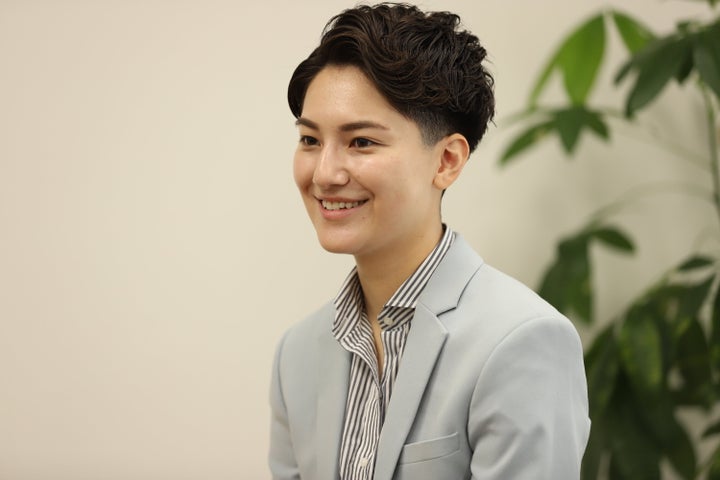 I T企業で働くホルコム彩ジーンさん