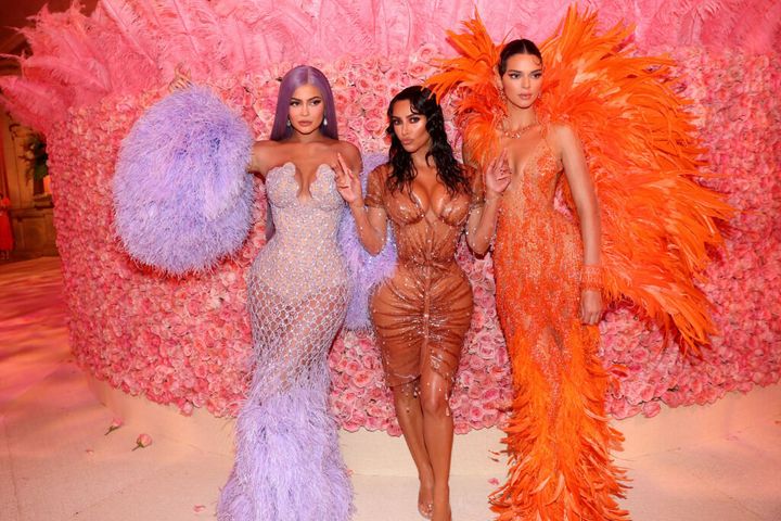 Kim, Kilye y Kendall en la gala Met de 2019.