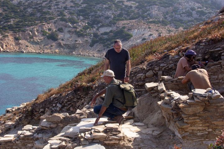 Ο Δρ. Κώστας Πασχαλίδης με τον Δρ. Μάικλ Μπόιντ στην νησίδα Δασκαλιό.