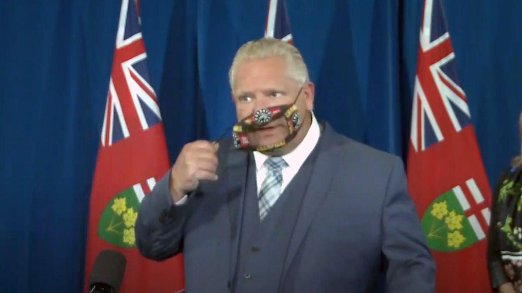 Doug Ford Shows Off Accessible Face Mask That Allows Lip Reading Huffpost Canada Politics