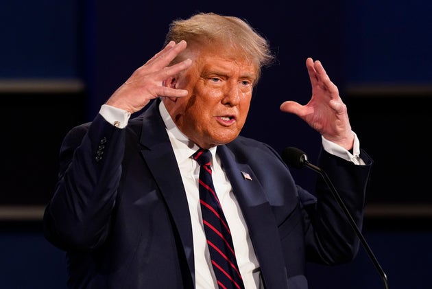 Trump evita (una vez más) condenar el supremacismo blanco Trump: Uno contra casi todo