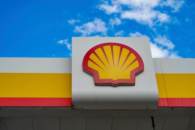 Oil Giant Shell To Cut Up To 9,000 Jobs Worldwide