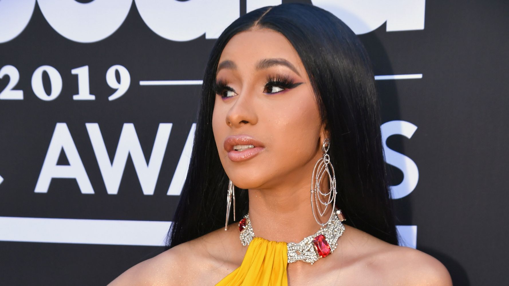 Cardi B Holds Nothing Back With Her Unique And NSFW Commentary On US  Presidential Debate | HuffPost UK Entertainment