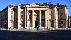 La Sorbonne condamne les propos d’un professeur associant mariage pour tous et