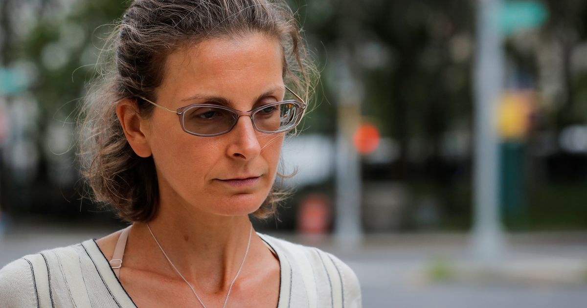 Clare Bronfman Sentenced For Role In Nxivm Cult Scandal Huffpost News 6325