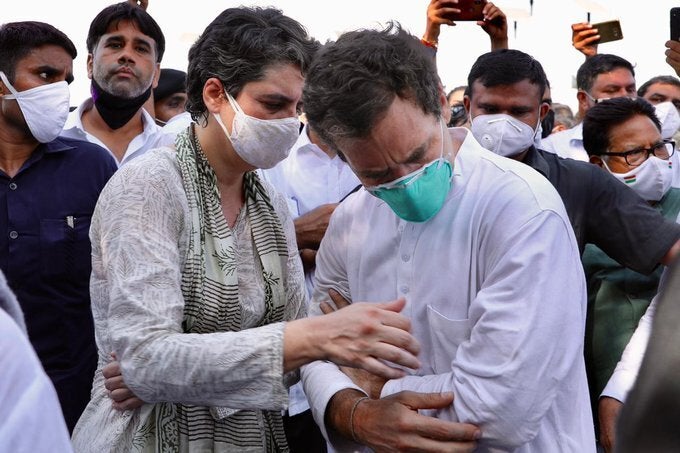 Rahul and Priyanka Gandhi were stopped at Yamuna Expressway while on their way to Hathras. 